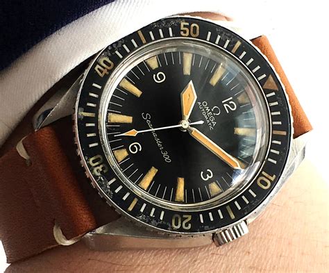 2551.80.00 - omega Seamaster 300 vintage.